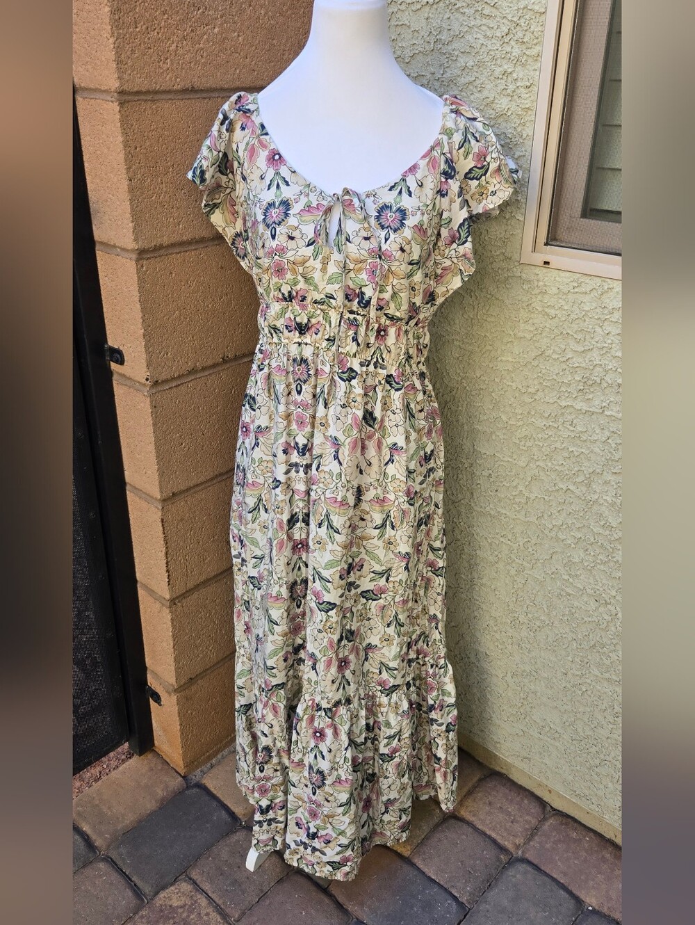 Rachel Zoe Floral Cream Maxi Dress with Smocked Waist